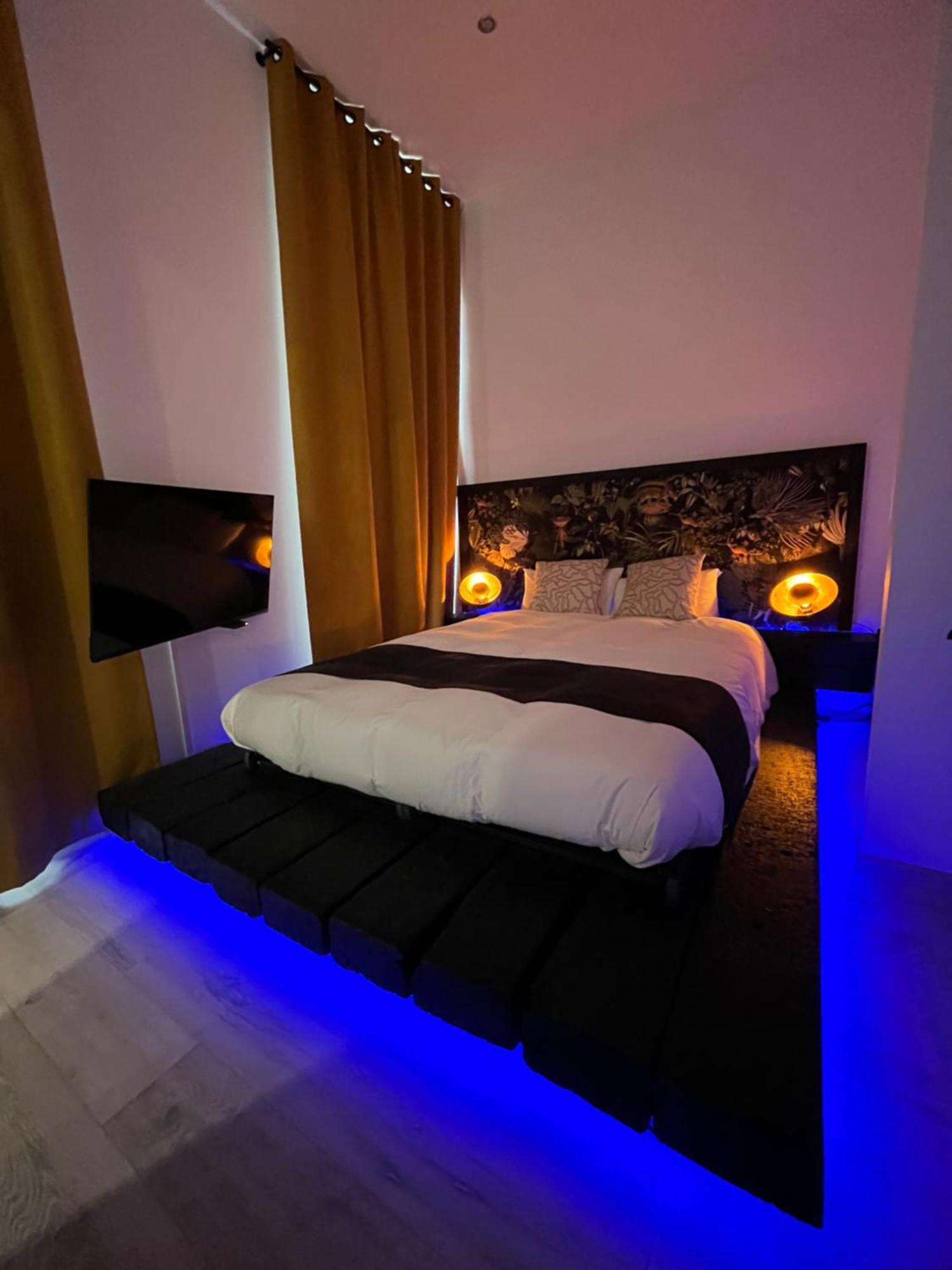 White Castle - Charleroi Airport Bed & Breakfast Екстериор снимка
